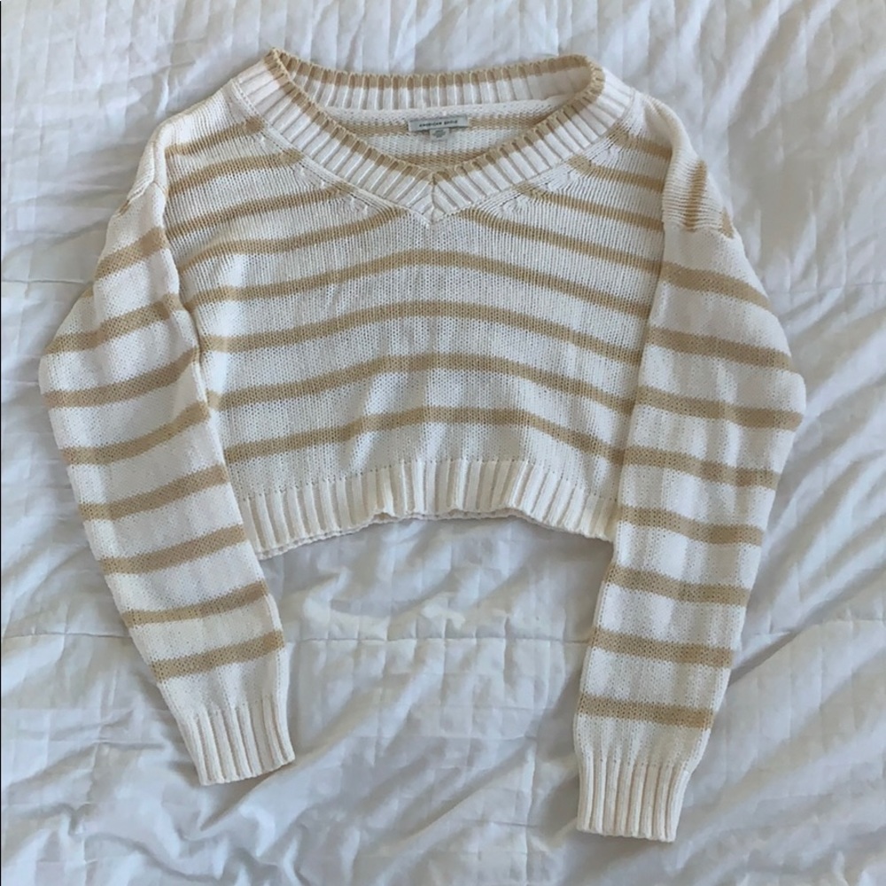 AMERICAN EAGLE SWEATER